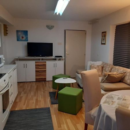 Apartment & Rooms Miboti Samobor Ngoại thất bức ảnh