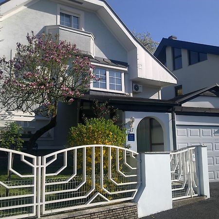 Apartment & Rooms Miboti Samobor Ngoại thất bức ảnh